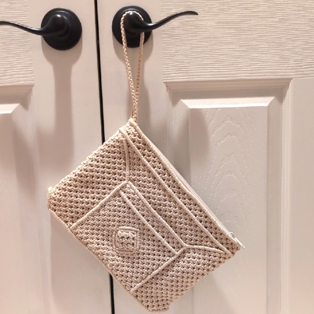 Elegant Cream Woven Clutch